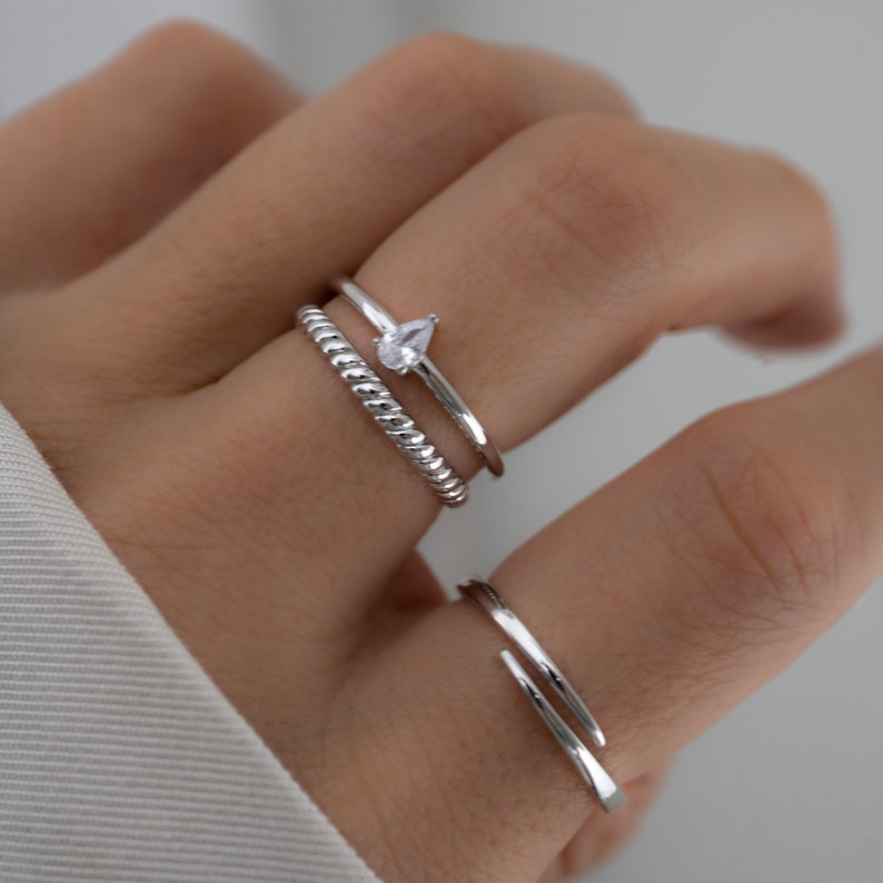 Minimalist Ring