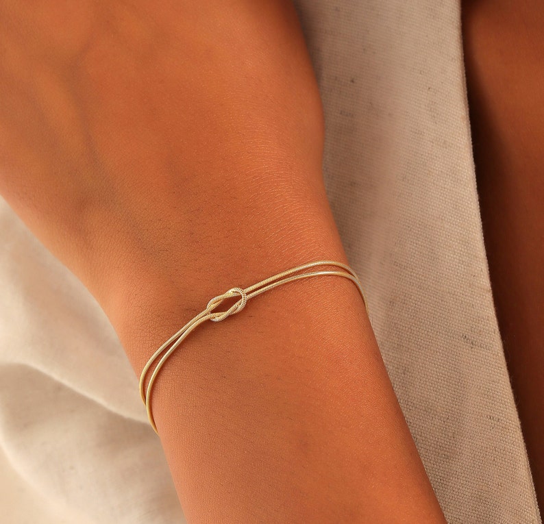 14k Gold filled Knot Bracelet with Snake Chain