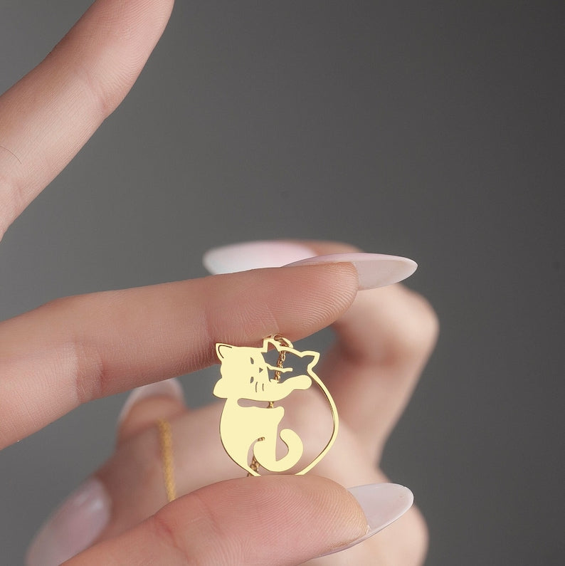 Hugging Cats Necklace