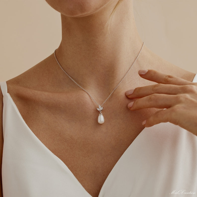 Sterling Silver Freshwater Pearl Diamond Necklace