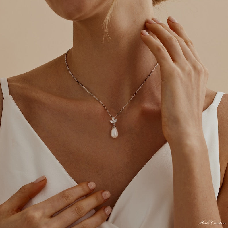 Sterling Silver Freshwater Pearl Diamond Necklace