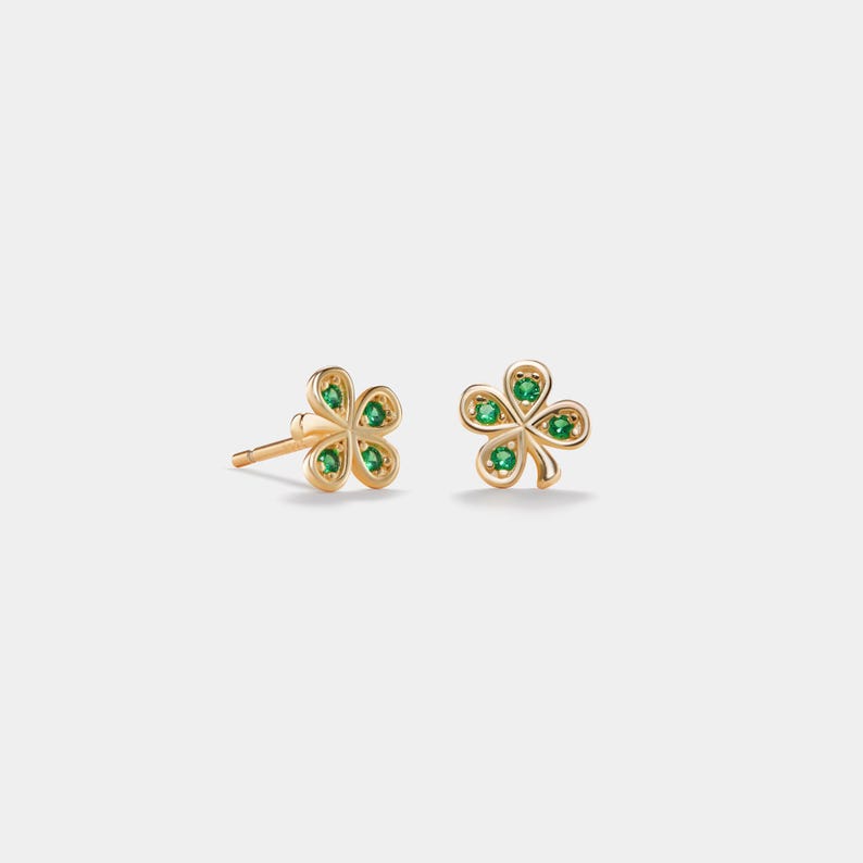 PERIMADE Four Leaf Clover Stud Earrings